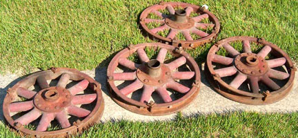 IHCwheels1a.jpg - 12491 Bytes